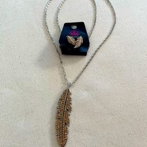 Paparazzi Necklace Set 🎄Sale